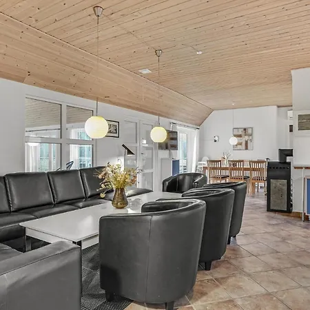 Schönes Haus In Mit Sauna Skjern