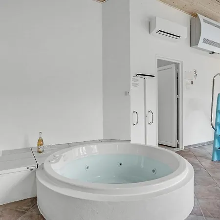 Ferienhaus Schönes Haus In Mit Sauna