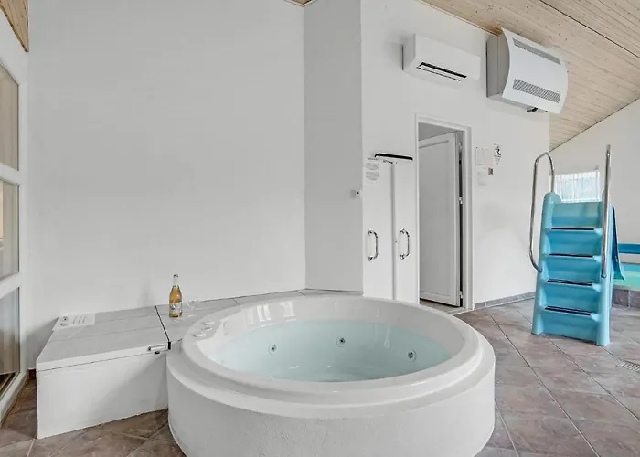 度假居 Stunning In With Kitchen