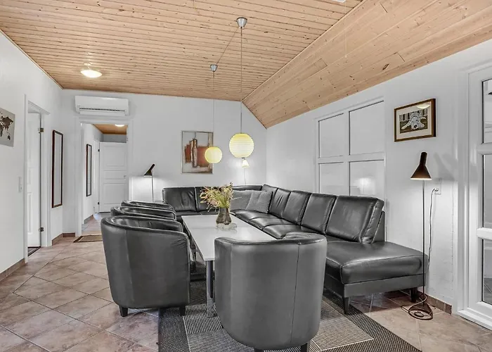 度假居 Stunning In With Kitchen