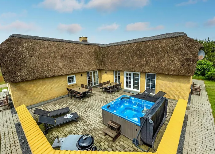 Stunning In With Kitchen 度假居 *